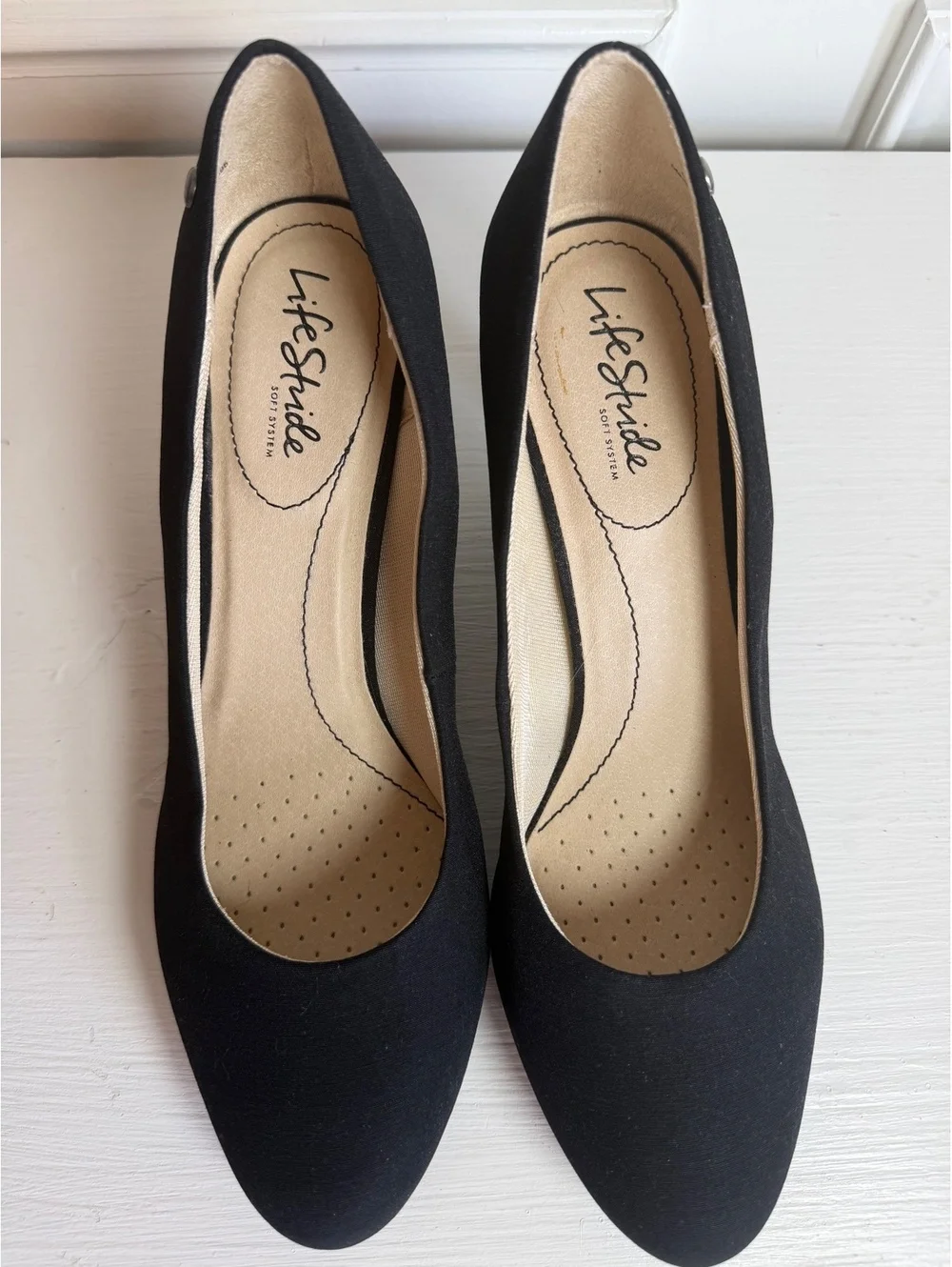 LifeStride Parigi Women's Black Classic Pumps Size 10M.